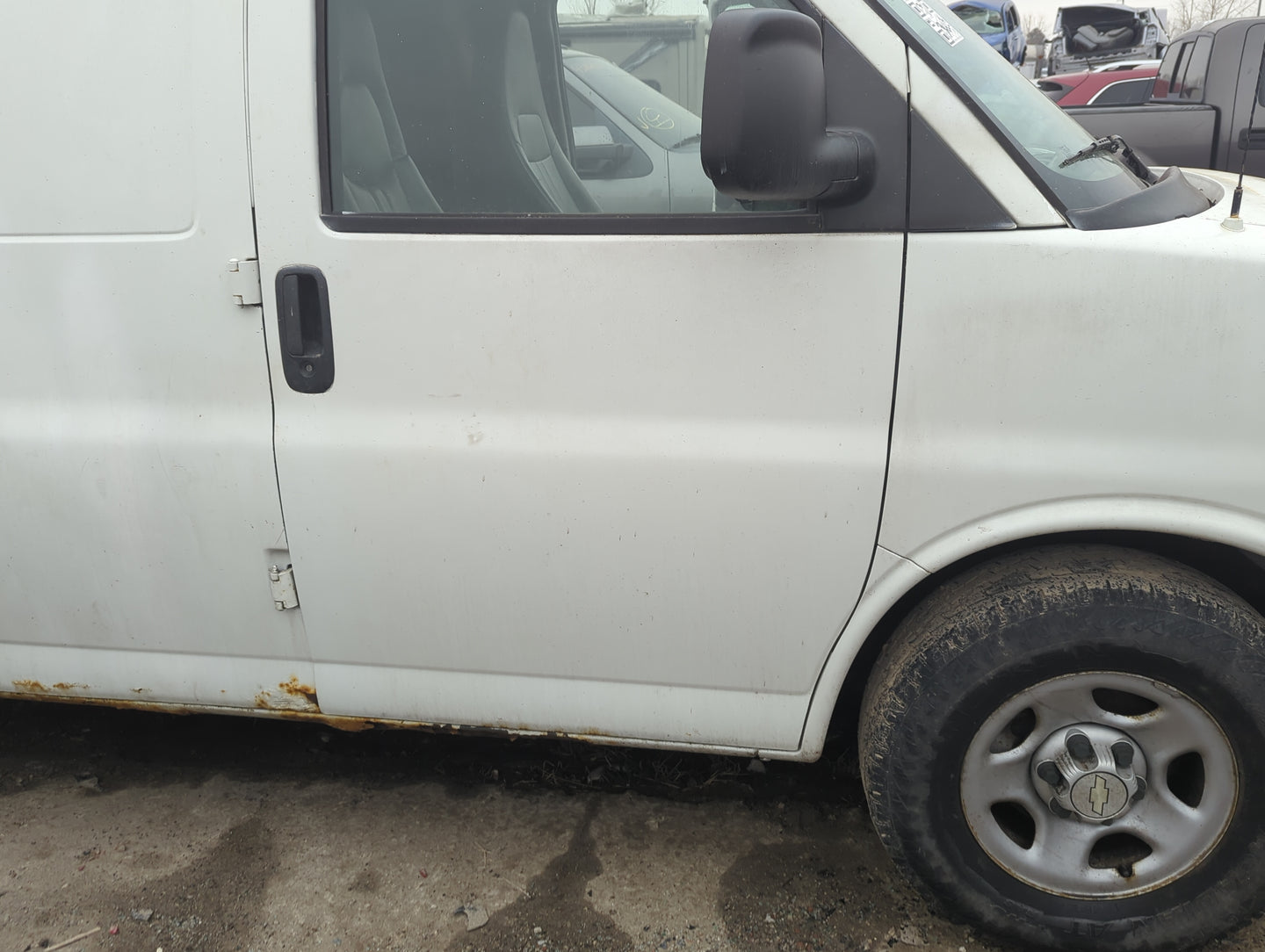 2003-2014 Chevrolet Express 1500 Passenger Front Door Oem - Oemusedautoparts1.com