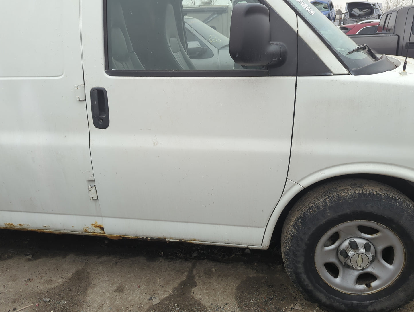 2003-2014 Chevrolet Express 1500 Passenger Front Door Oem - Oemusedautoparts1.com
