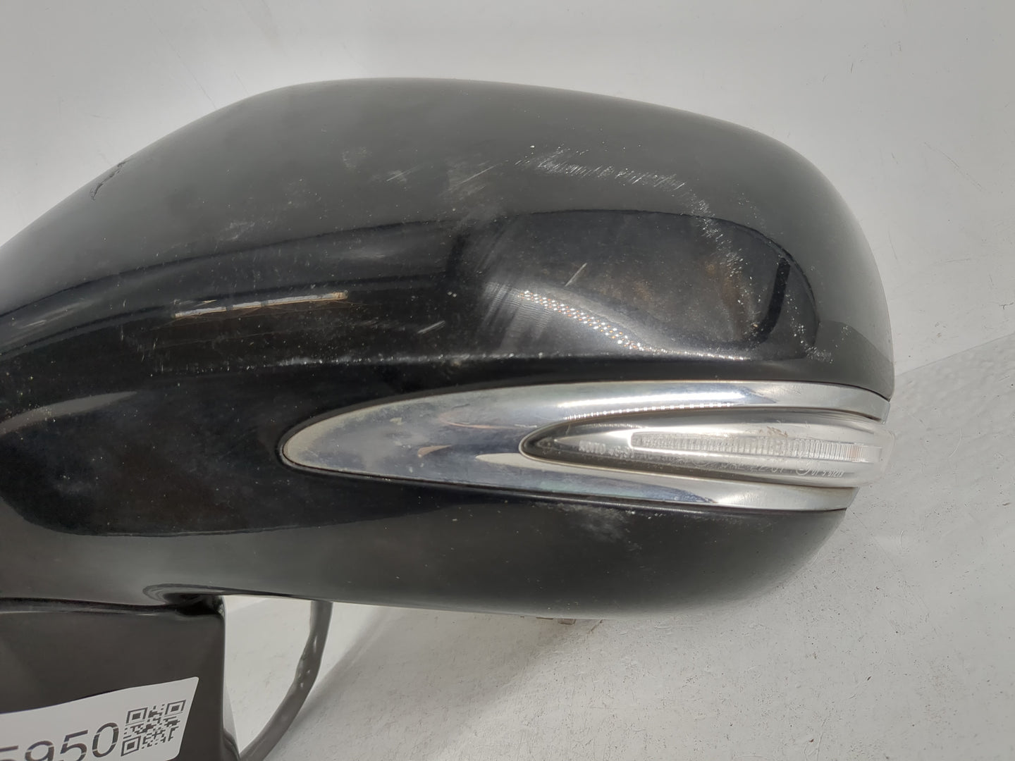 2006-2011 Chevrolet Hhr Driver Side View Mirror - Left Door Mirror OEM Used - Oemusedautoparts1.com