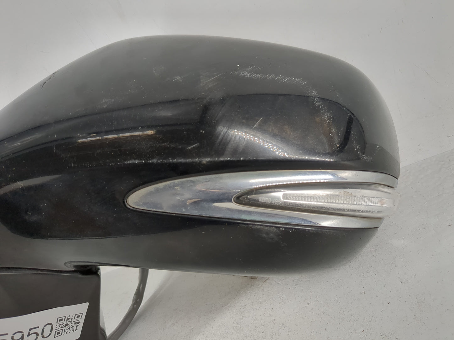 2006-2011 Chevrolet Hhr Driver Side View Mirror - Left Door Mirror OEM Used - Oemusedautoparts1.com