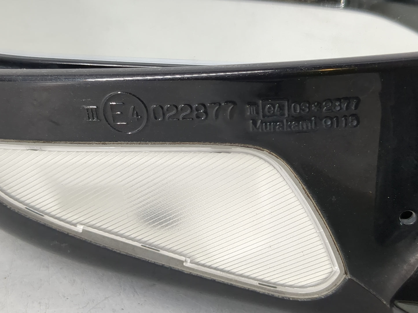 2006-2011 Chevrolet Hhr Driver Side View Mirror - Left Door Mirror OEM Used - Oemusedautoparts1.com