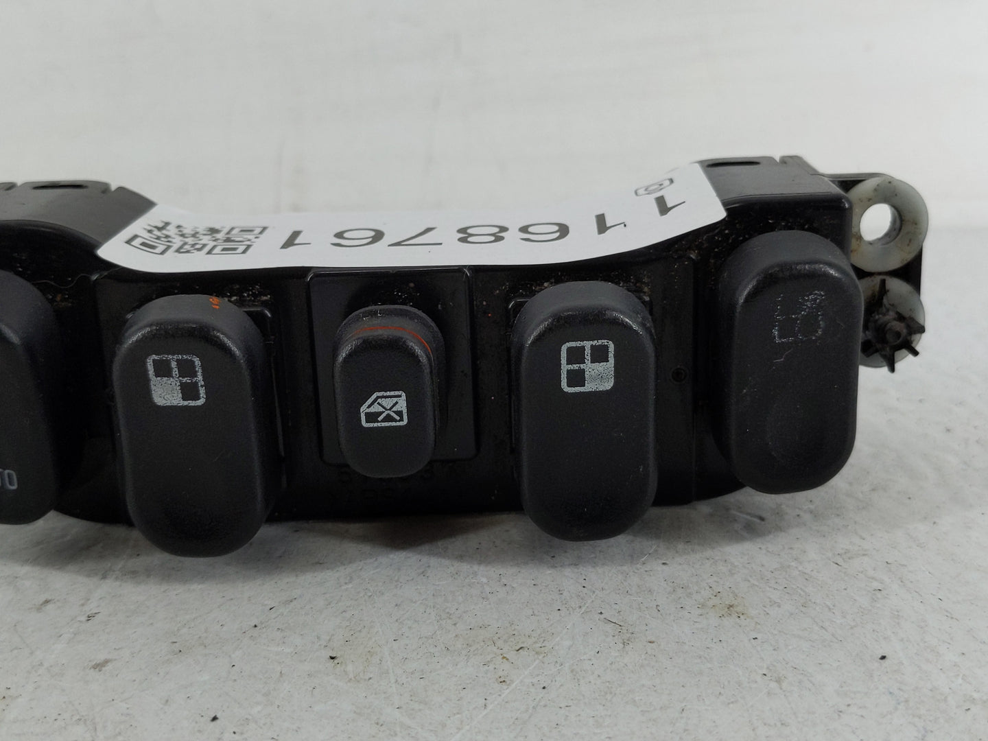 2006-2008 Chevrolet Hhr Master Power Window Switch Replacement Driver Side Left P/N:515037 Fits Fits 2006 2007 2008 OEM Used
