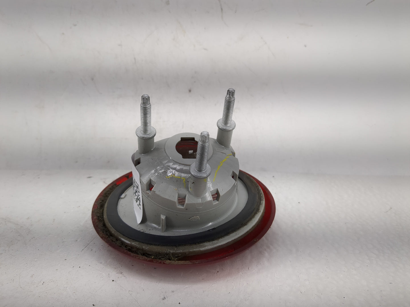 2006-2011 Chevrolet Hhr Tail Light Assembly Driver Left OEM P/N:15875485 Fits Fits 2006 2007 2008 2009 2010 2011 OEM Used Au