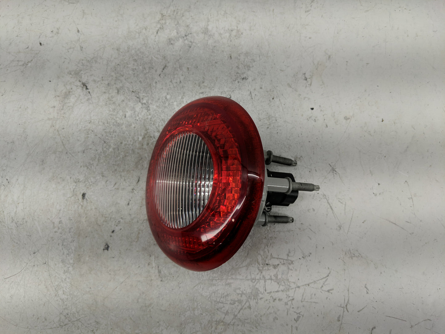 2006-2011 Chevrolet Hhr Tail Light Assembly Passenger Right OEM P/N:16532494A Fits Fits 2006 2007 2008 2009 2010 2011 OEM Us