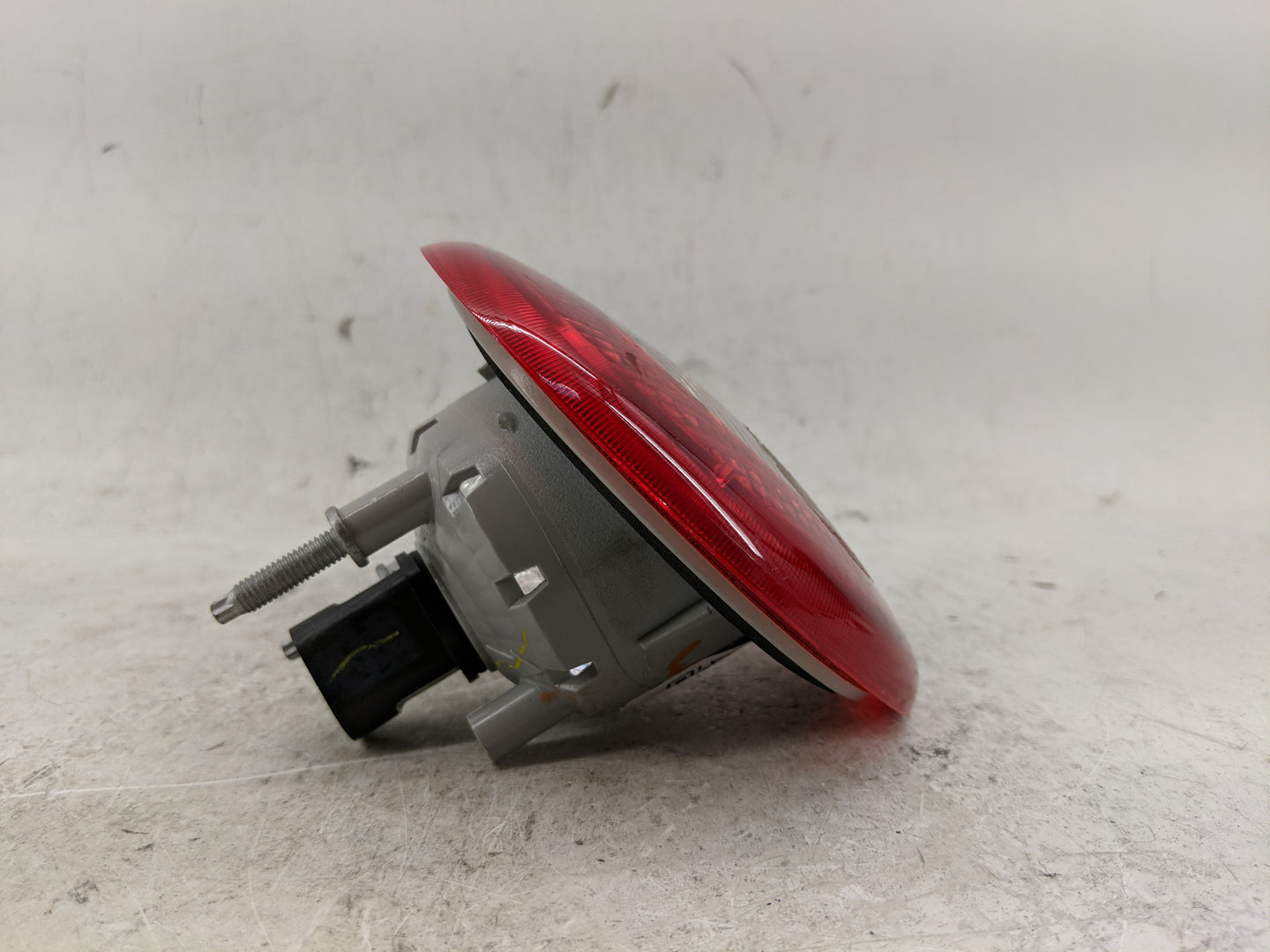 2006-2011 Chevrolet Hhr Tail Light Assembly Passenger Right OEM P/N:16532494 Fits Fits 2006 2007 2008 2009 2010 2011 OEM Use
