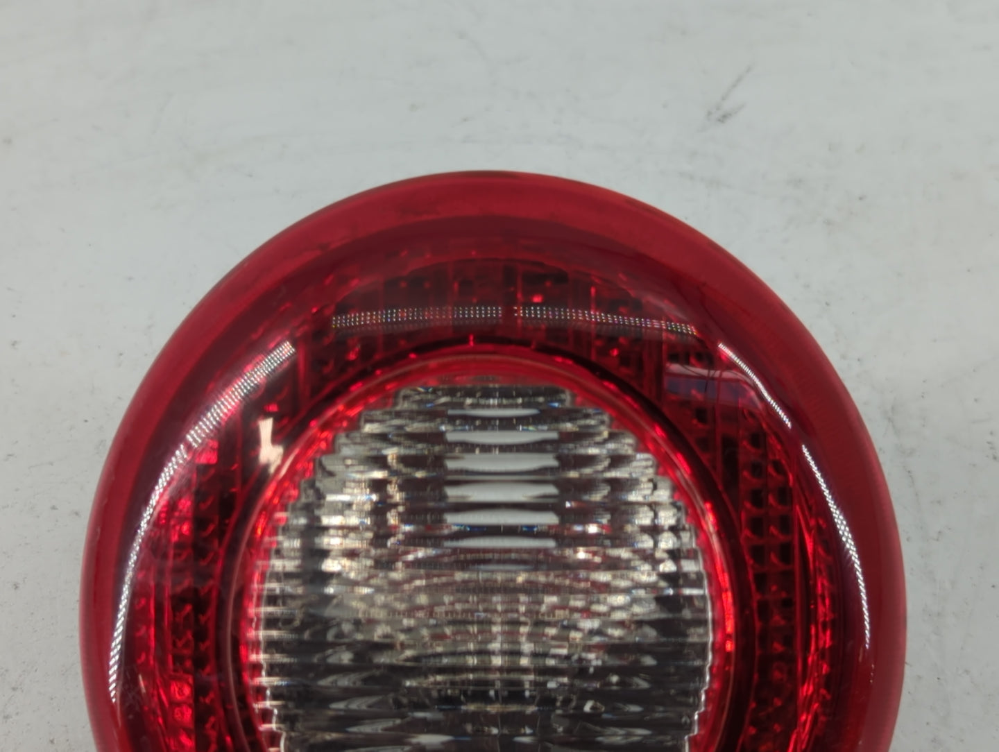 2006-2011 Chevrolet Hhr Tail Light Assembly Passenger Right OEM P/N:16532494 Fits Fits 2006 2007 2008 2009 2010 2011 OEM Use