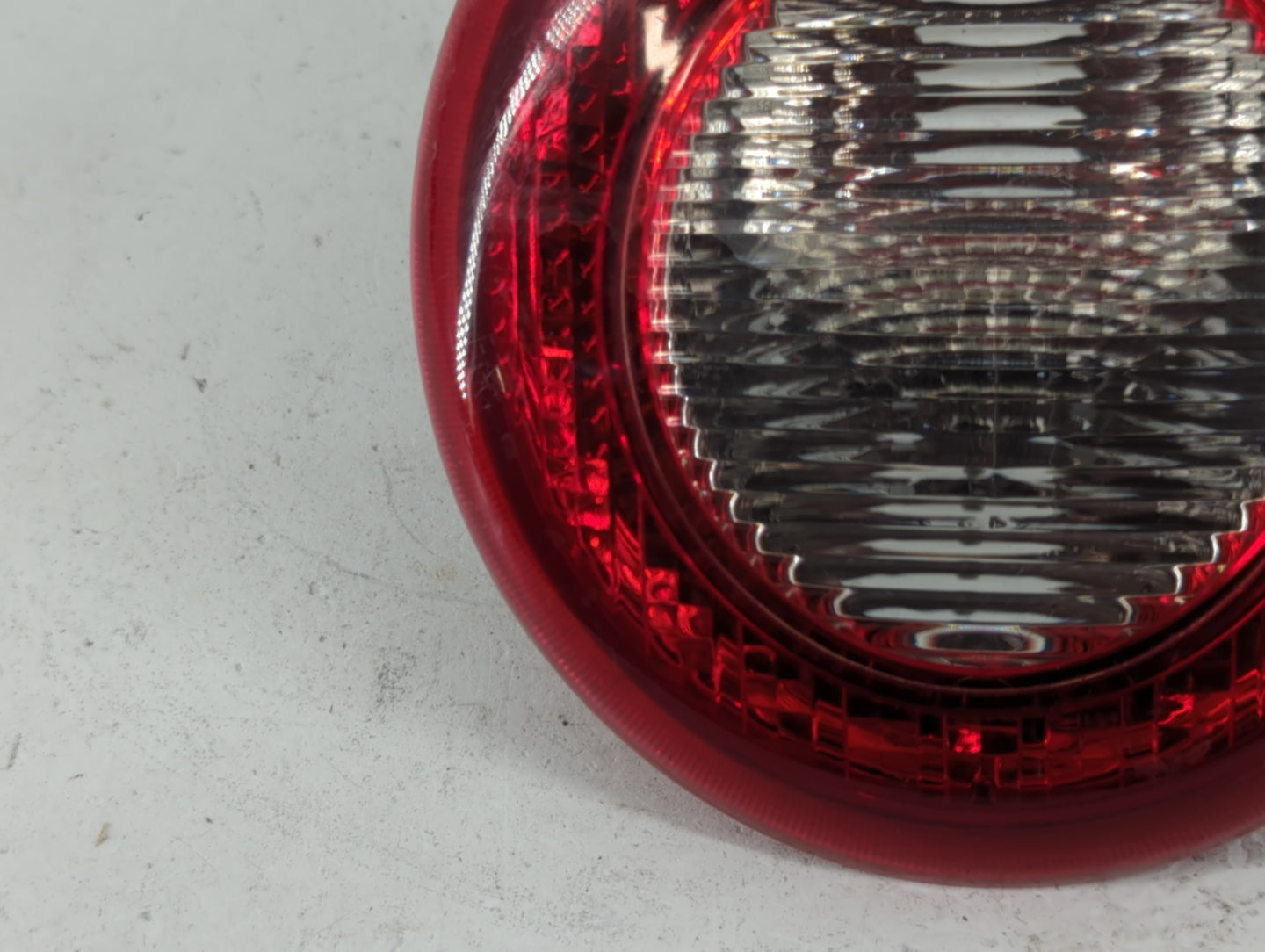 2006-2011 Chevrolet Hhr Tail Light Assembly Passenger Right OEM P/N:16532494 Fits Fits 2006 2007 2008 2009 2010 2011 OEM Use