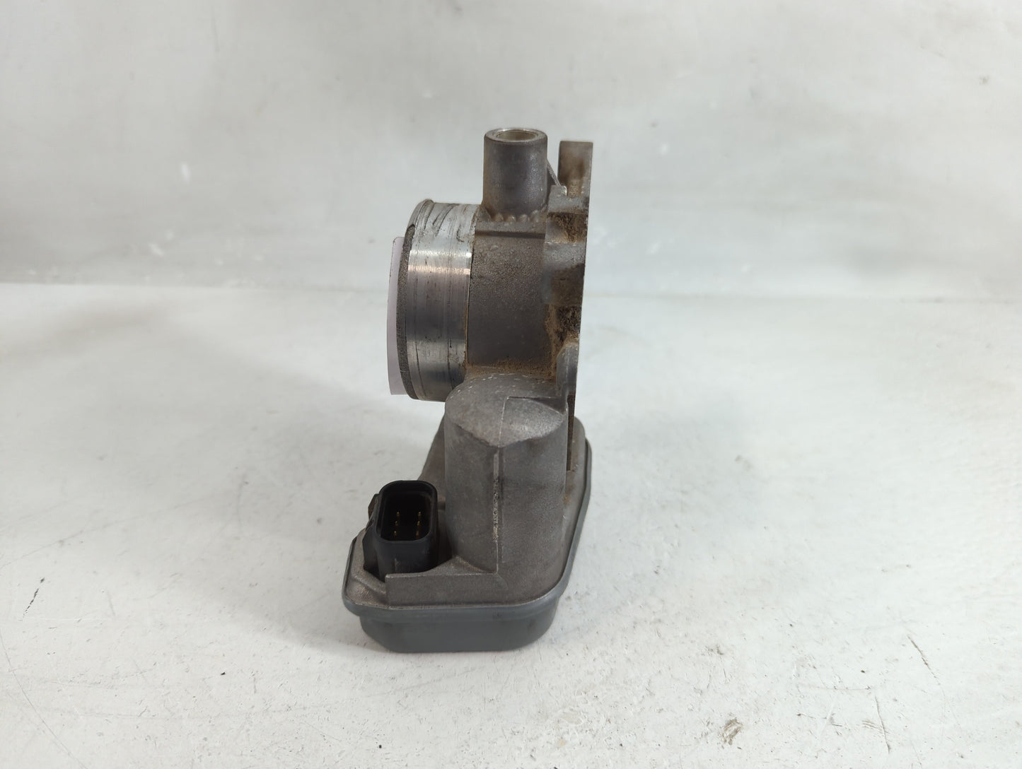 2006-2007 Chevrolet Hhr Throttle Body Fits Fits 2006 2007 2008 OEM Used Auto Parts - Oemusedautoparts1.com