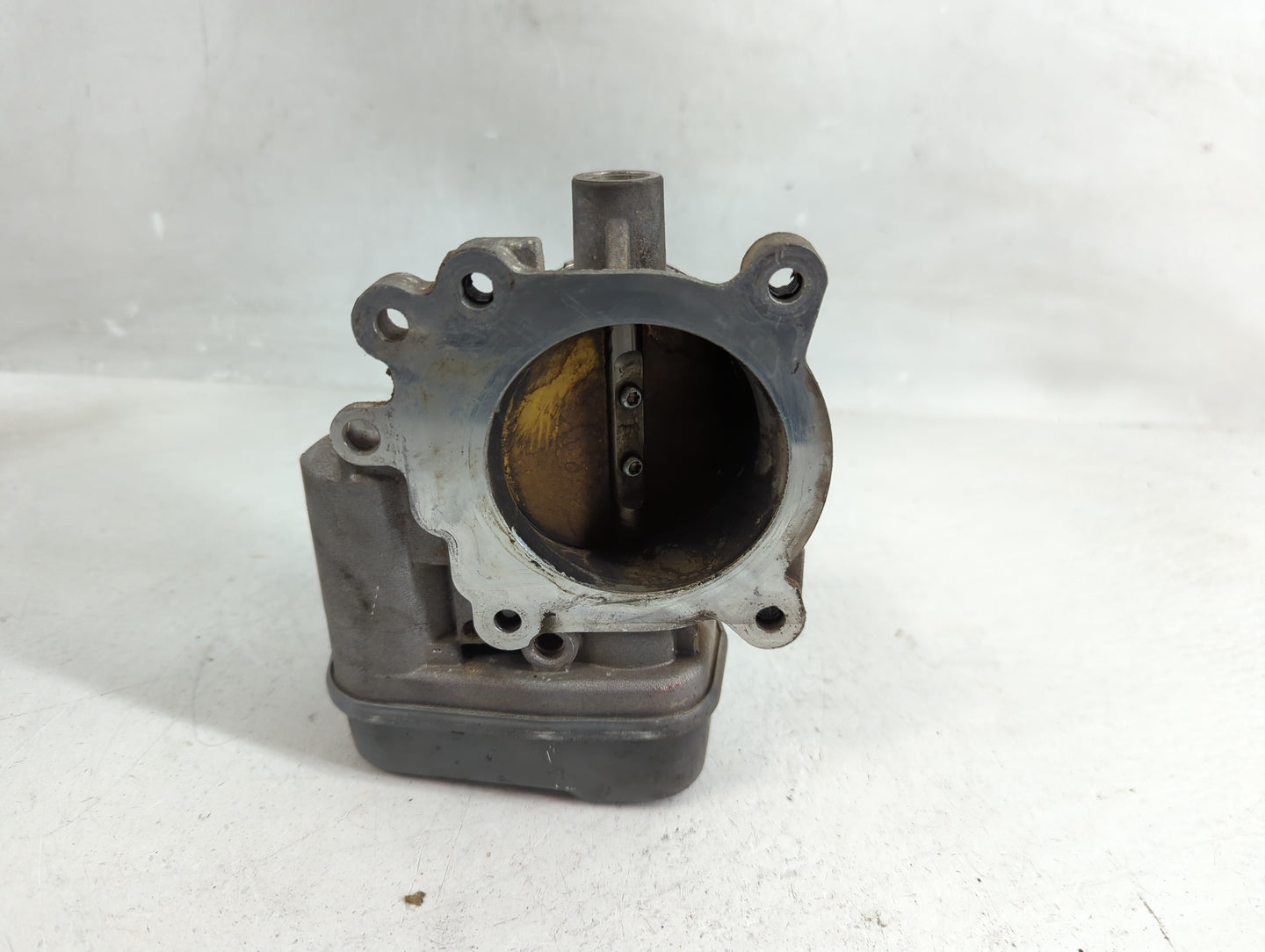 2006-2007 Chevrolet Hhr Throttle Body Fits Fits 2006 2007 2008 OEM Used Auto Parts - Oemusedautoparts1.com