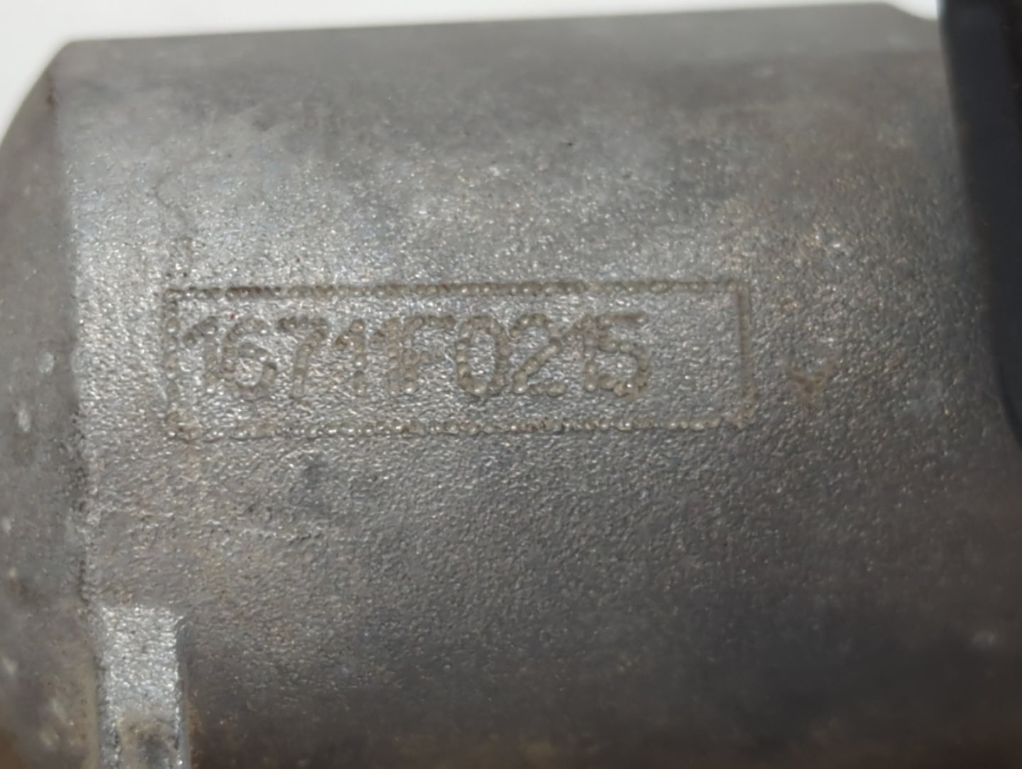 2006-2007 Chevrolet Hhr Throttle Body Fits Fits 2006 2007 2008 OEM Used Auto Parts - Oemusedautoparts1.com