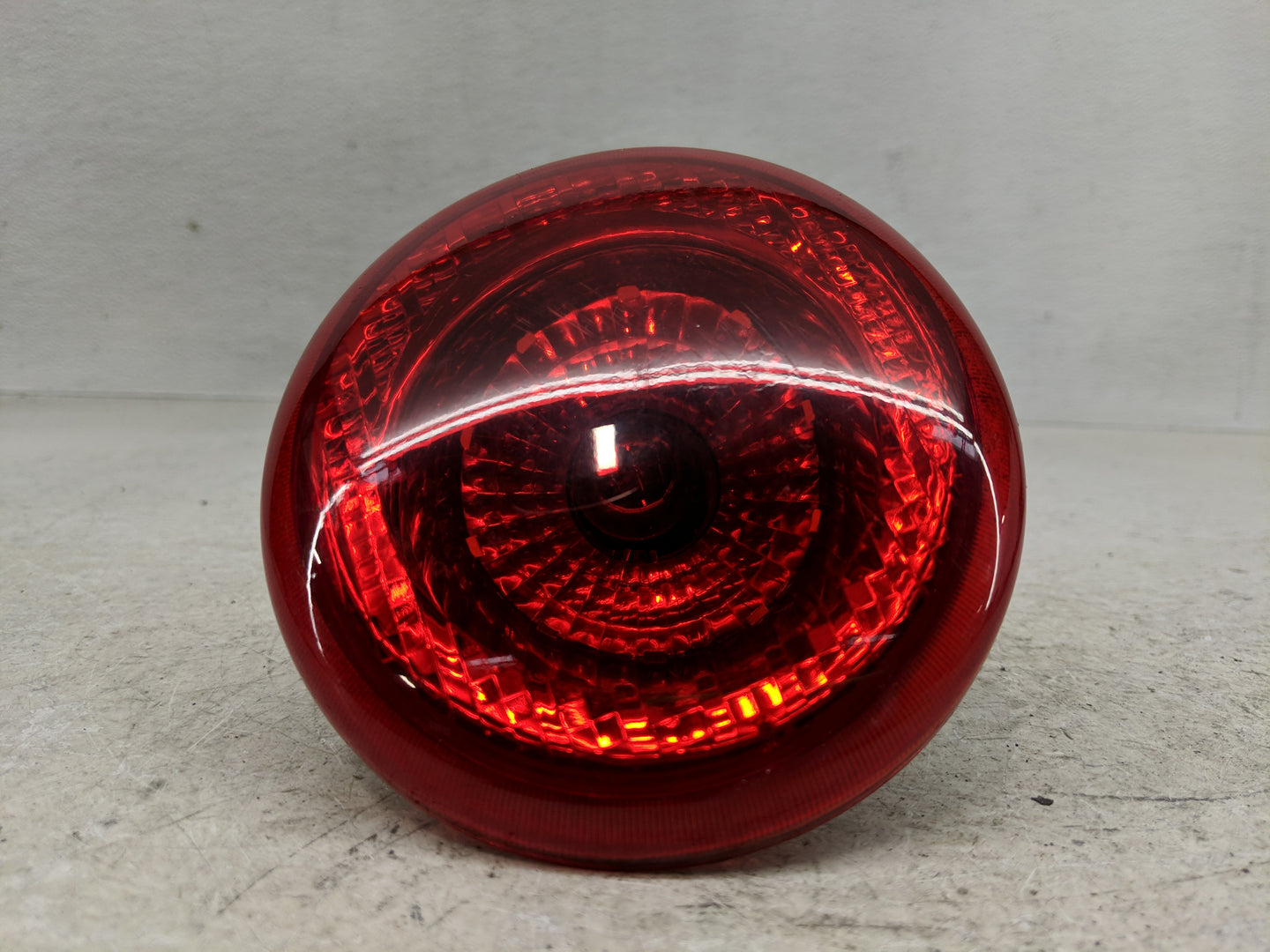 2006-2011 Chevrolet Hhr Tail Light Assembly Driver Left OEM P/N:16532503 A Fits Fits 2006 2007 2008 2009 2010 2011 OEM Used 