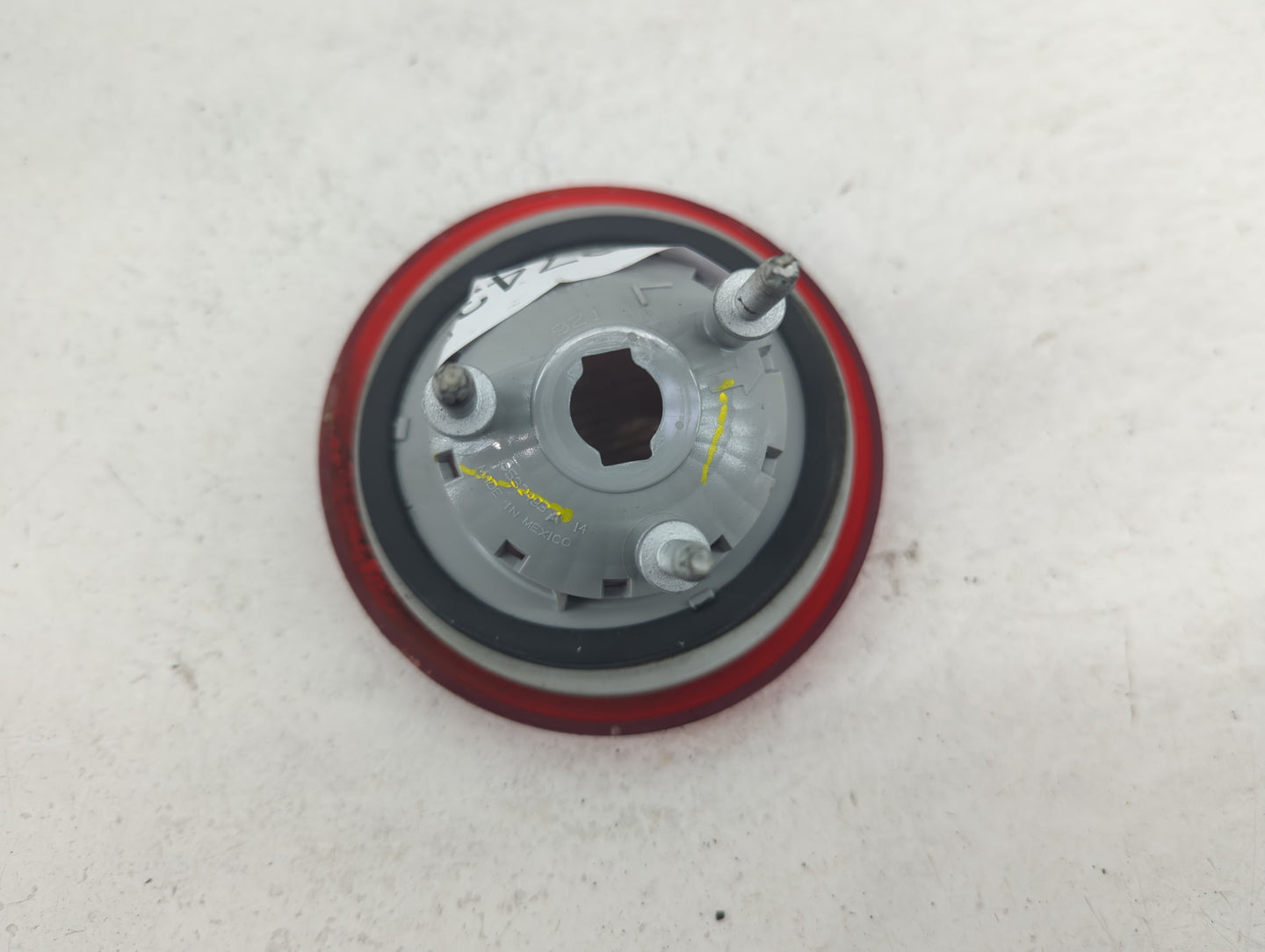 2006-2011 Chevrolet Hhr Tail Light Assembly Driver Left OEM P/N:16532493 A Fits Fits 2006 2007 2008 2009 2010 2011 OEM Used 