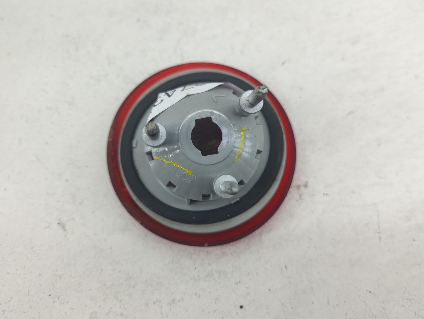 2006-2011 Chevrolet Hhr Tail Light Assembly Driver Left OEM P/N:16532493 A Fits Fits 2006 2007 2008 2009 2010 2011 OEM Used 