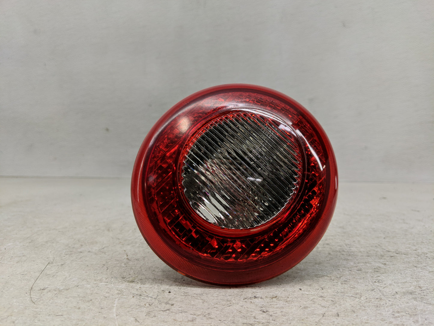 2006-2011 Chevrolet Hhr Tail Light Assembly Driver Left OEM Fits Fits 2006 2007 2008 2009 2010 2011 OEM Used Auto Parts - Oe