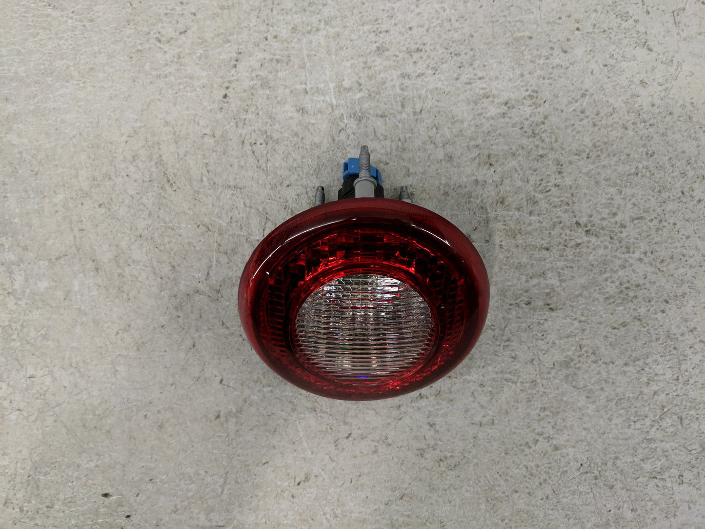 2006-2011 Chevrolet Hhr Tail Light Assembly Driver Left OEM Fits Fits 2006 2007 2008 2009 2010 2011 OEM Used Auto Parts - Oe