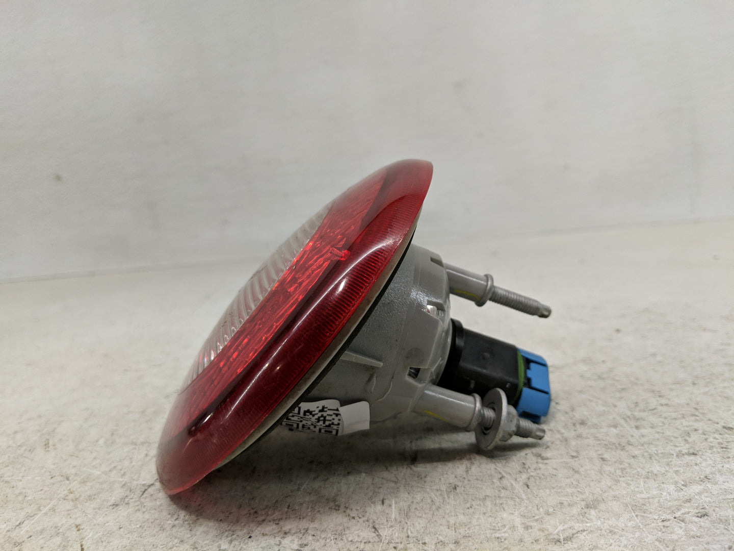 2006-2011 Chevrolet Hhr Tail Light Assembly Driver Left OEM Fits Fits 2006 2007 2008 2009 2010 2011 OEM Used Auto Parts - Oe