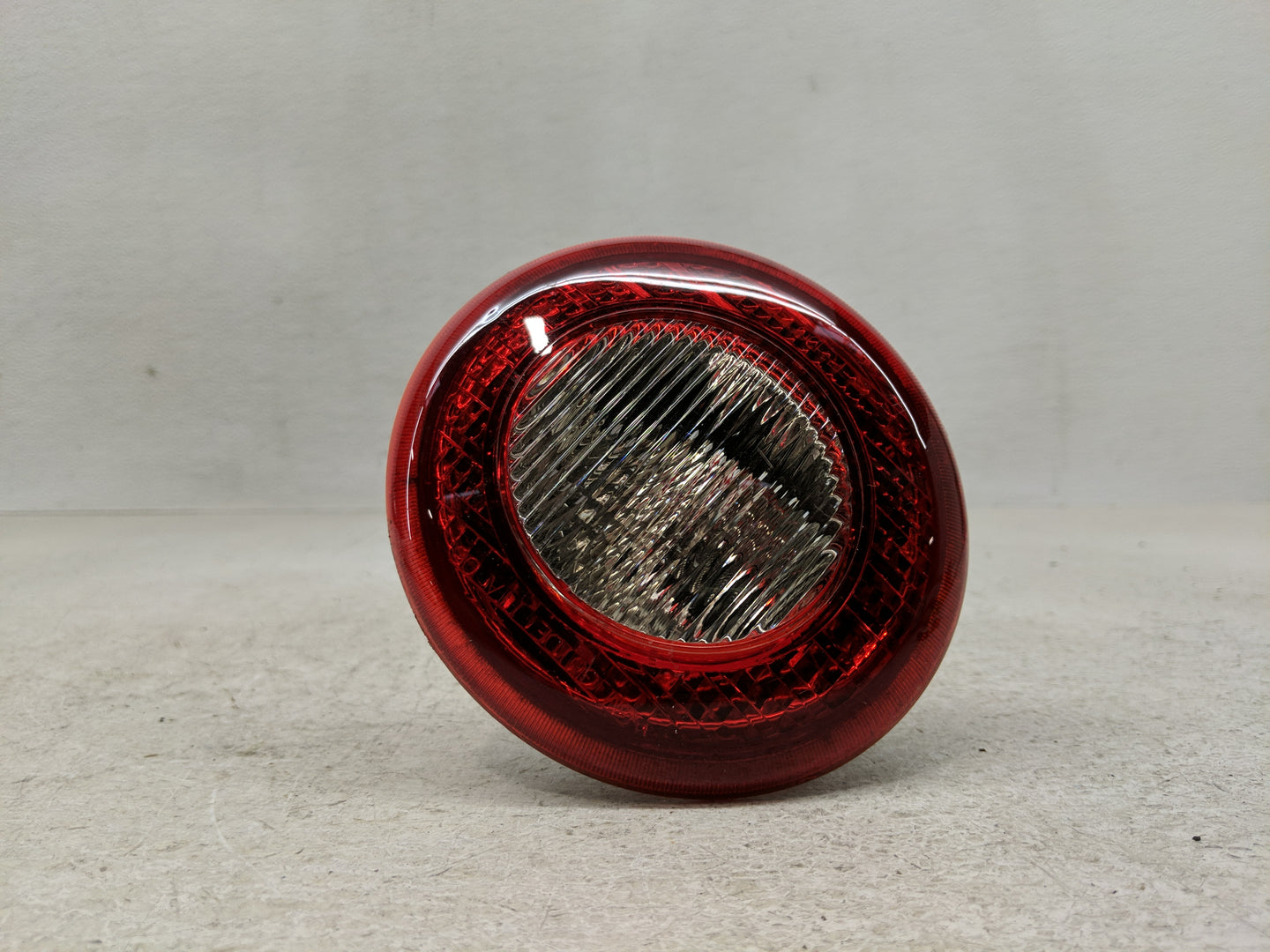 2006-2011 Chevrolet Hhr Tail Light Assembly Driver Left OEM Fits Fits 2006 2007 2008 2009 2010 2011 OEM Used Auto Parts - Oe