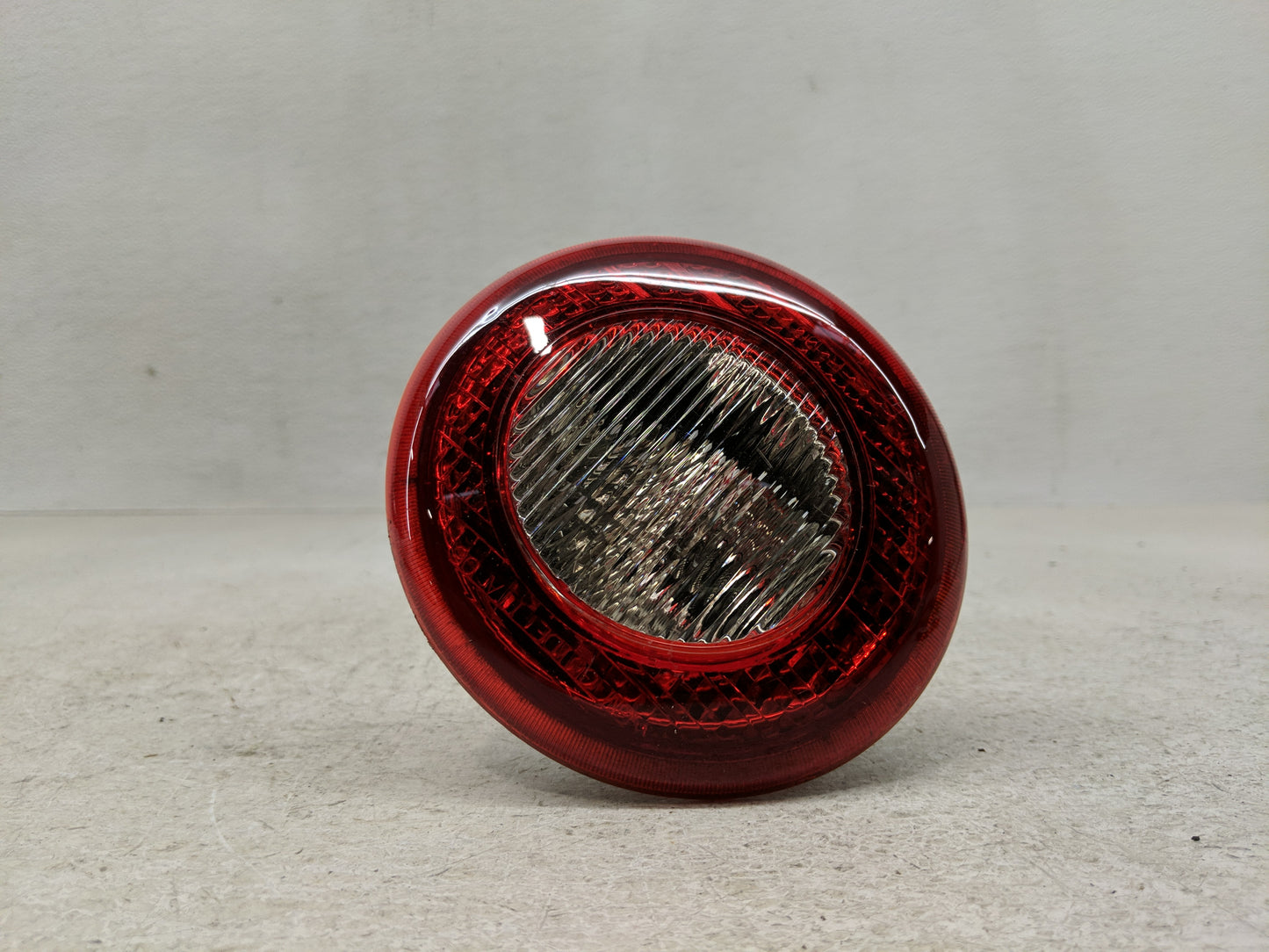 2006-2011 Chevrolet Hhr Tail Light Assembly Driver Left OEM Fits Fits 2006 2007 2008 2009 2010 2011 OEM Used Auto Parts - Oe