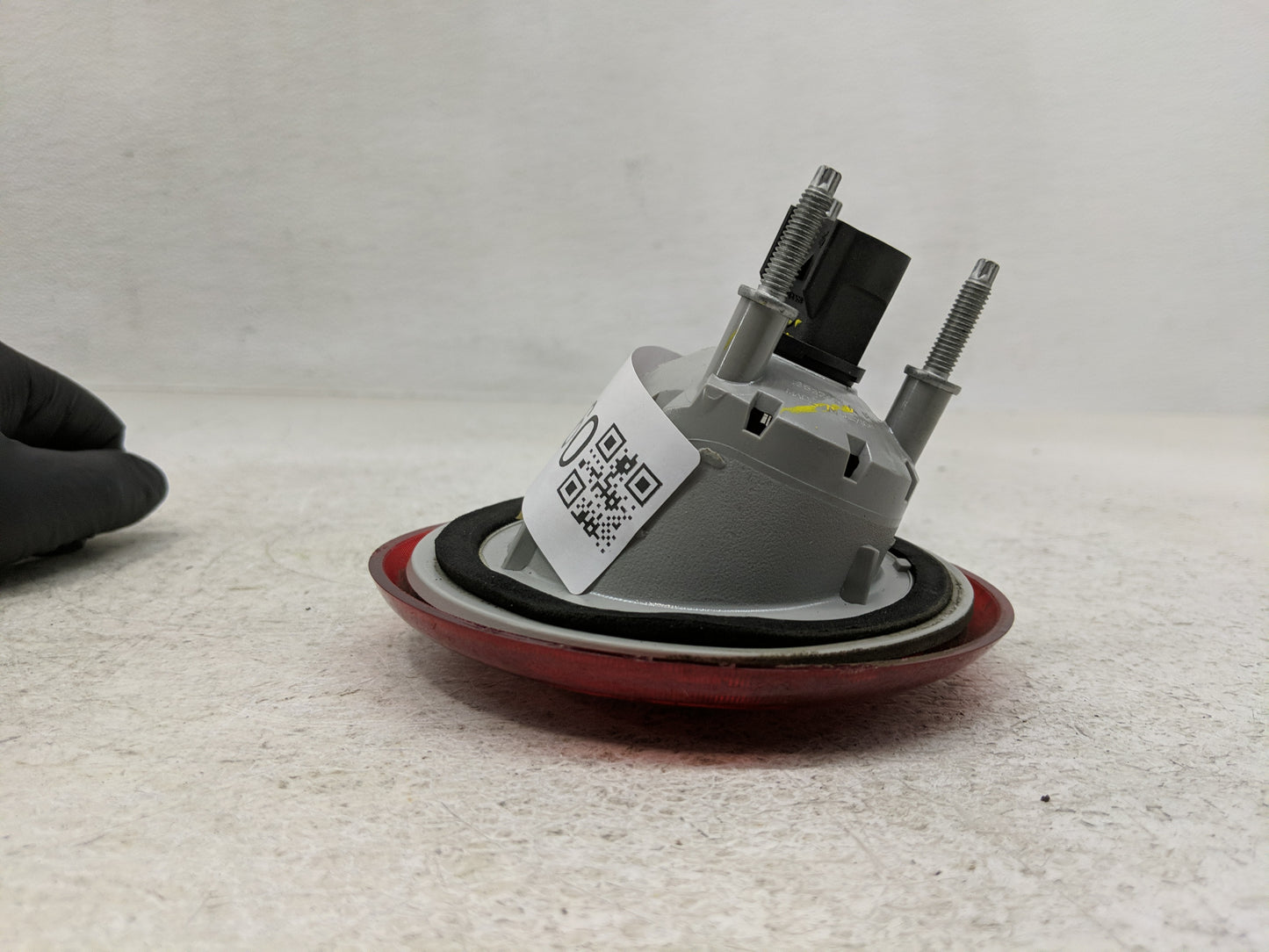 2006-2011 Chevrolet Hhr Tail Light Assembly Driver Left OEM Fits Fits 2006 2007 2008 2009 2010 2011 OEM Used Auto Parts - Oe