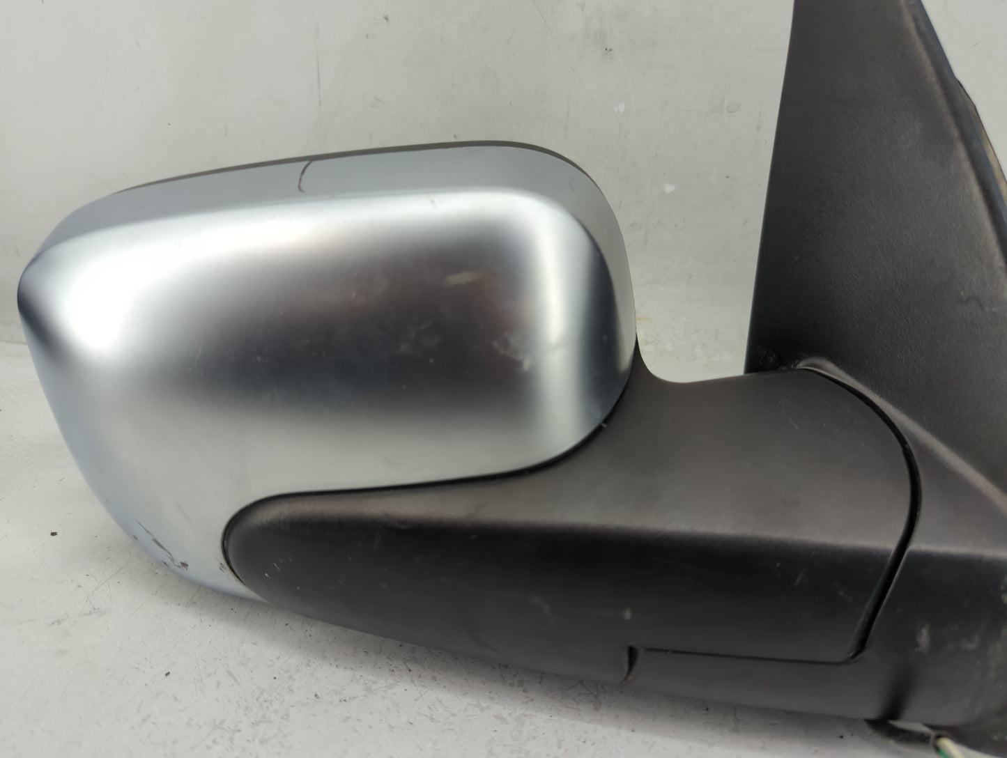 2006-2007 Chevrolet Hhr Passenger Side View Mirror - Right Door Mirror OEM Used - Oemusedautoparts1.com