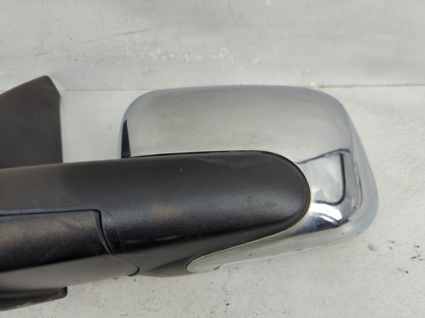 2006-2007 Chevrolet Hhr Driver Side View Mirror - Left Door Mirror OEM Used - Oemusedautoparts1.com