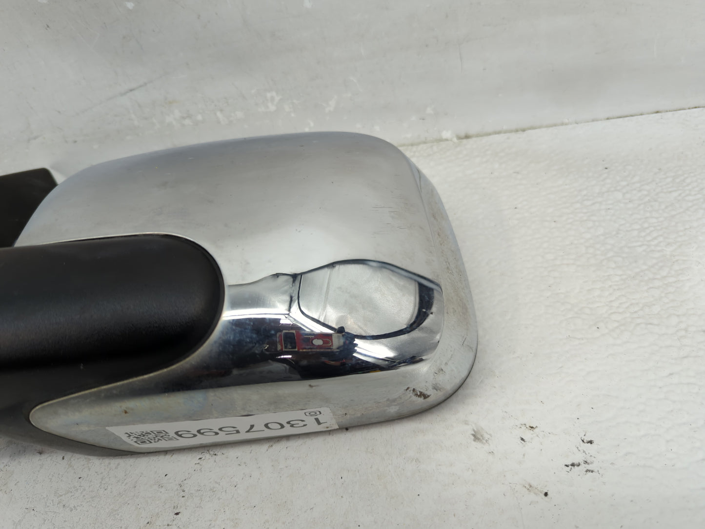 2006-2007 Chevrolet Hhr Driver Side View Mirror - Left Door Mirror OEM Used - Oemusedautoparts1.com