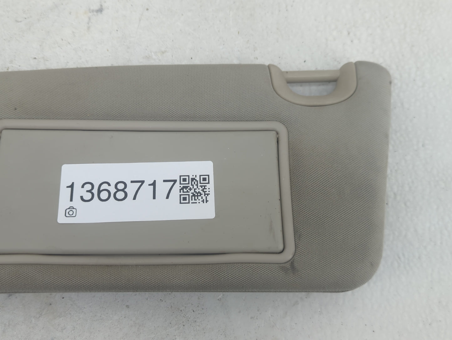 2006-2011 Chevrolet Hhr Sun Visor Shade Replacement Driver Left Mirror Fits Fits 2006 2007 2008 2009 2010 2011 OEM Used Auto
