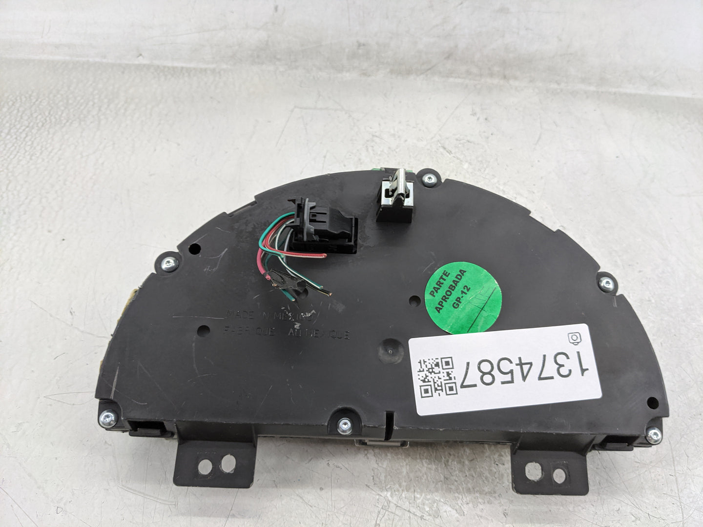 2007 Chevrolet Hhr Instrument Cluster Speedometer Gauges P/N:15944553 Fits OEM Used Auto Parts - Oemusedautoparts1.com