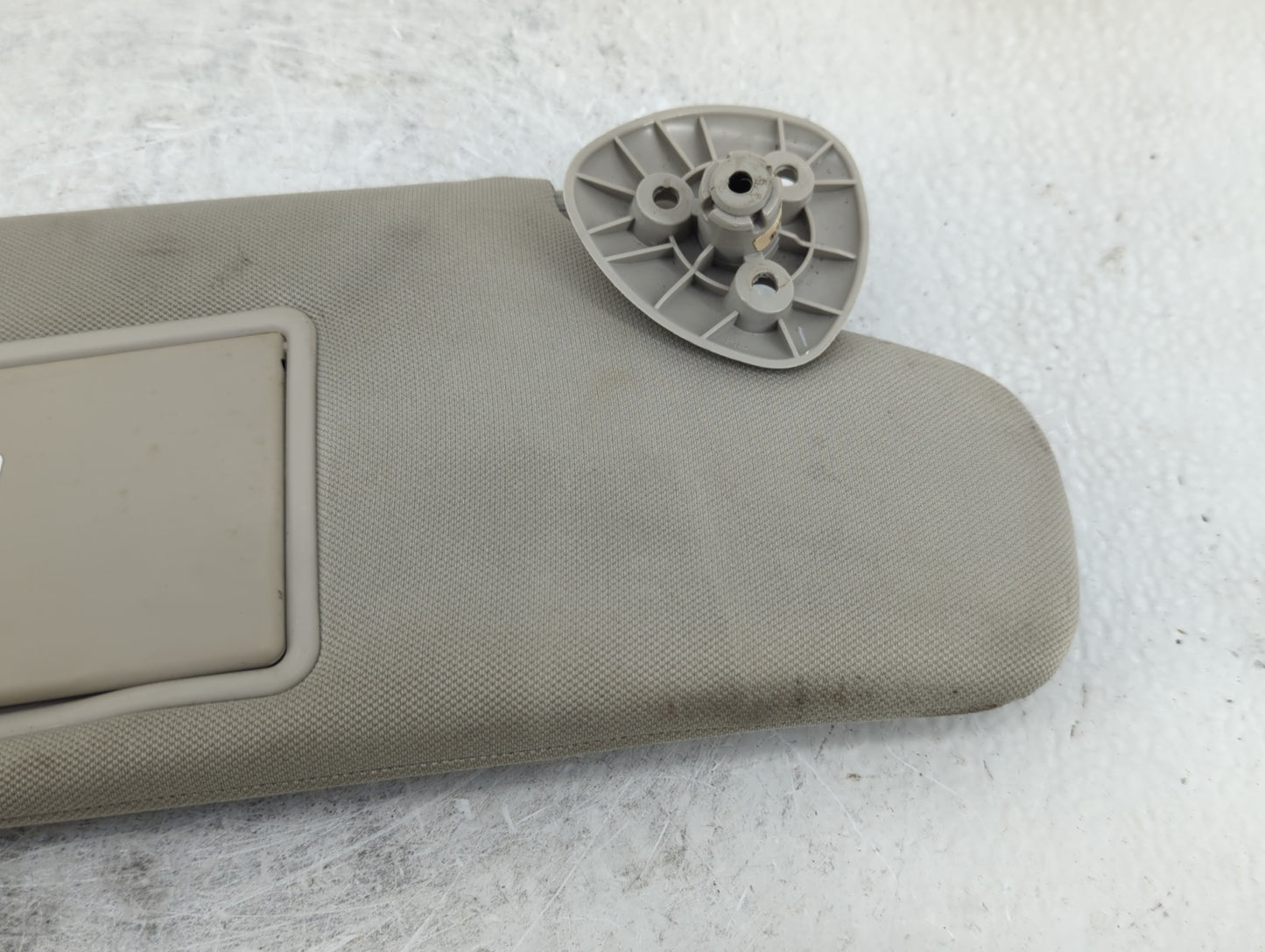 2006-2011 Chevrolet Hhr Sun Visor Shade Replacement Passenger Right Mirror Fits Fits 2006 2007 2008 2009 2010 2011 OEM Used 