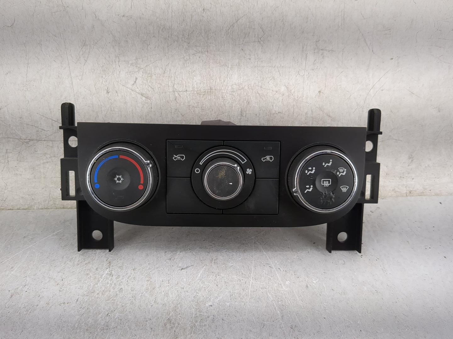 2007-2011 Chevrolet Hhr Climate Control Module Temperature AC/Heater Replacement P/N:15906840 28060210 Fits OEM Used Auto Pa