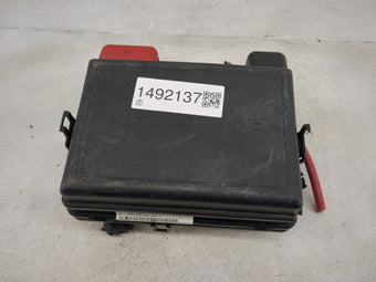 compare product 2007 Chevrolet Hhr Fusebox Fuse Box Panel Relay Module P/N:15877658 R61854-003 Fits OEM Used Auto Parts