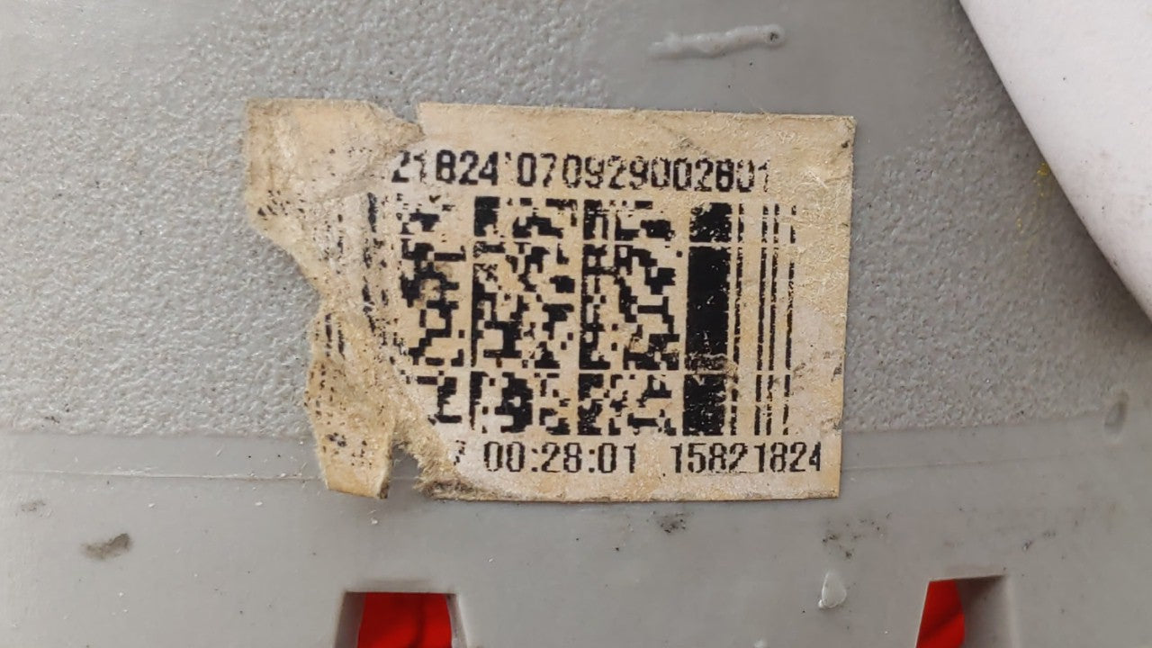 2006-2011 Chevrolet Hhr Tail Light Assembly Passenger Right OEM P/N:25823015 16532504 A Fits Fits 2006 2007 2008 2009 2010 2