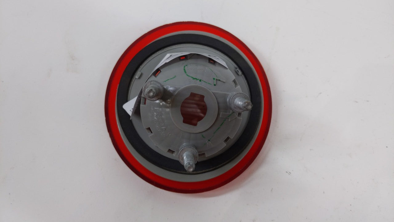 2006-2011 Chevrolet Hhr Tail Light Assembly Driver Left OEM P/N:20778528 15875485 Fits Fits 2006 2007 2008 2009 2010 2011 OE