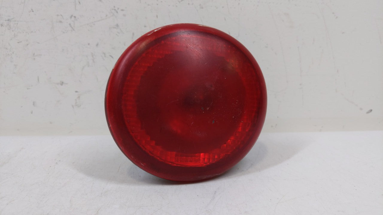 2006-2011 Chevrolet Hhr Tail Light Assembly Passenger Right OEM P/N:15821824 16532504 Fits Fits 2006 2007 2008 2009 2010 201