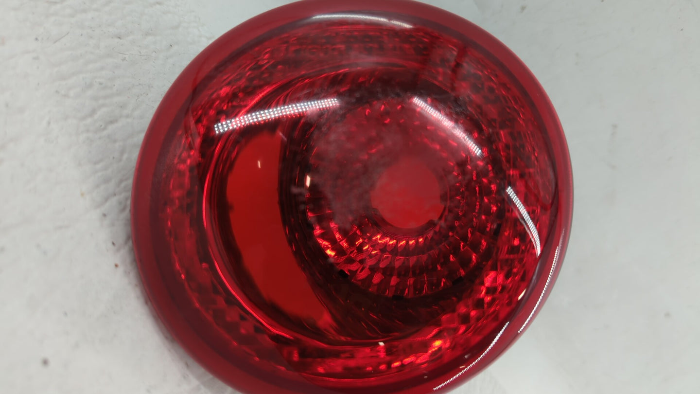 2006-2011 Chevrolet Hhr Tail Light Assembly Passenger Right OEM P/N:16532494 15821824 Fits Fits 2006 2007 2008 2009 2010 201