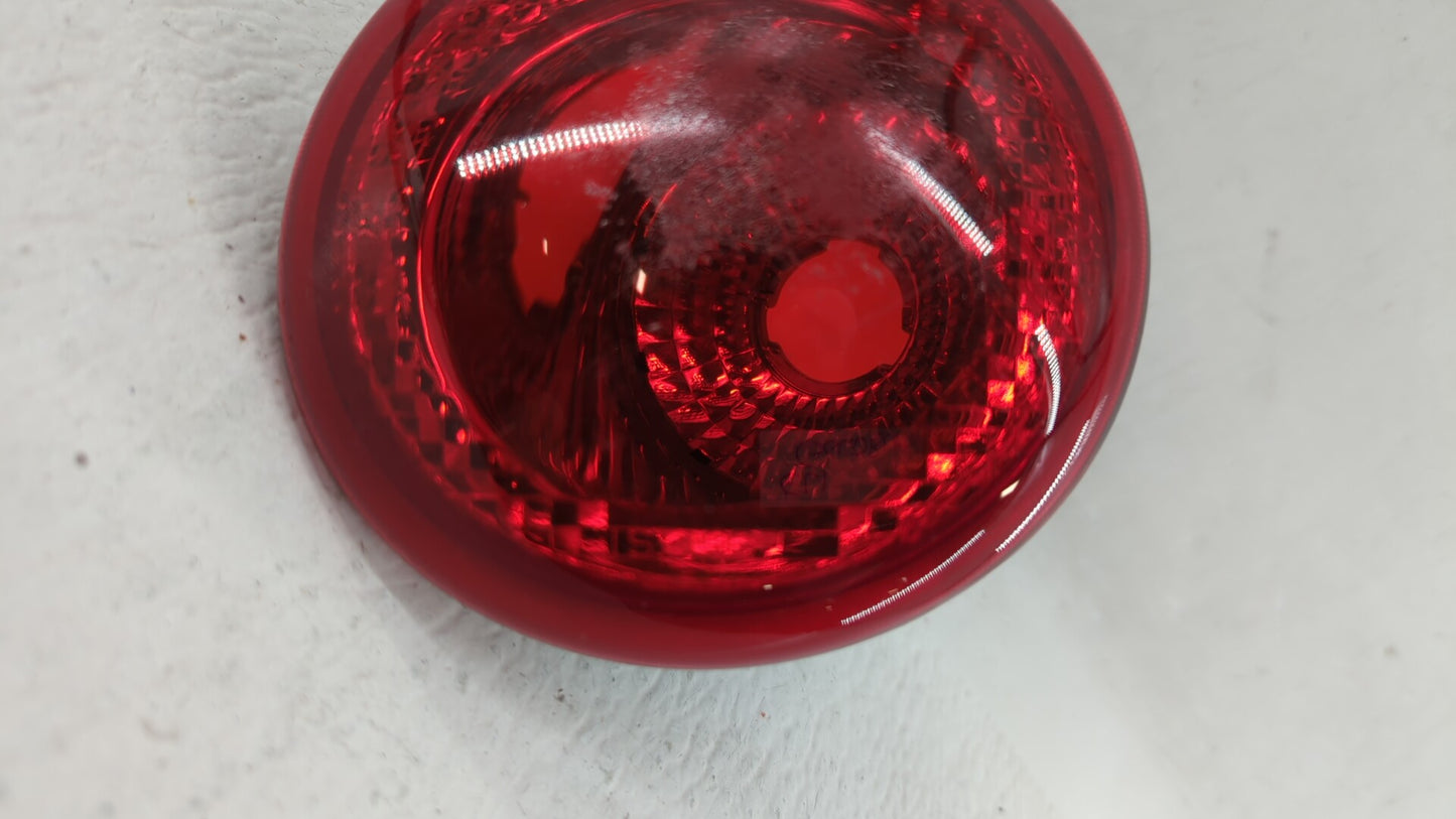 2006-2011 Chevrolet Hhr Tail Light Assembly Passenger Right OEM P/N:16532494 15821824 Fits Fits 2006 2007 2008 2009 2010 201