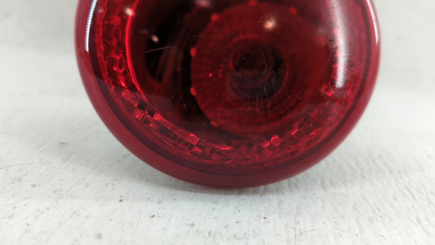 2006-2011 Chevrolet Hhr Tail Light Assembly Passenger Right OEM P/N:16532494 15821824 Fits Fits 2006 2007 2008 2009 2010 201