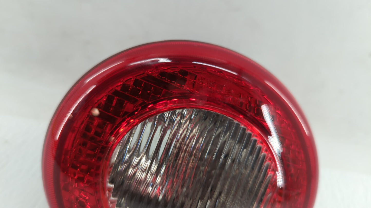 2006-2011 Chevrolet Hhr Tail Light Assembly Passenger Right OEM P/N:15875407 16532494 Fits Fits 2006 2007 2008 2009 2010 201