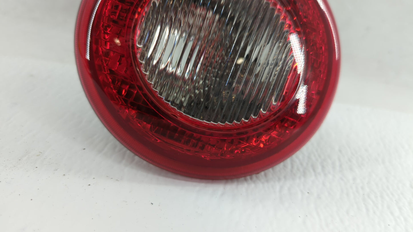 2006-2011 Chevrolet Hhr Tail Light Assembly Passenger Right OEM P/N:15875407 16532494 Fits Fits 2006 2007 2008 2009 2010 201