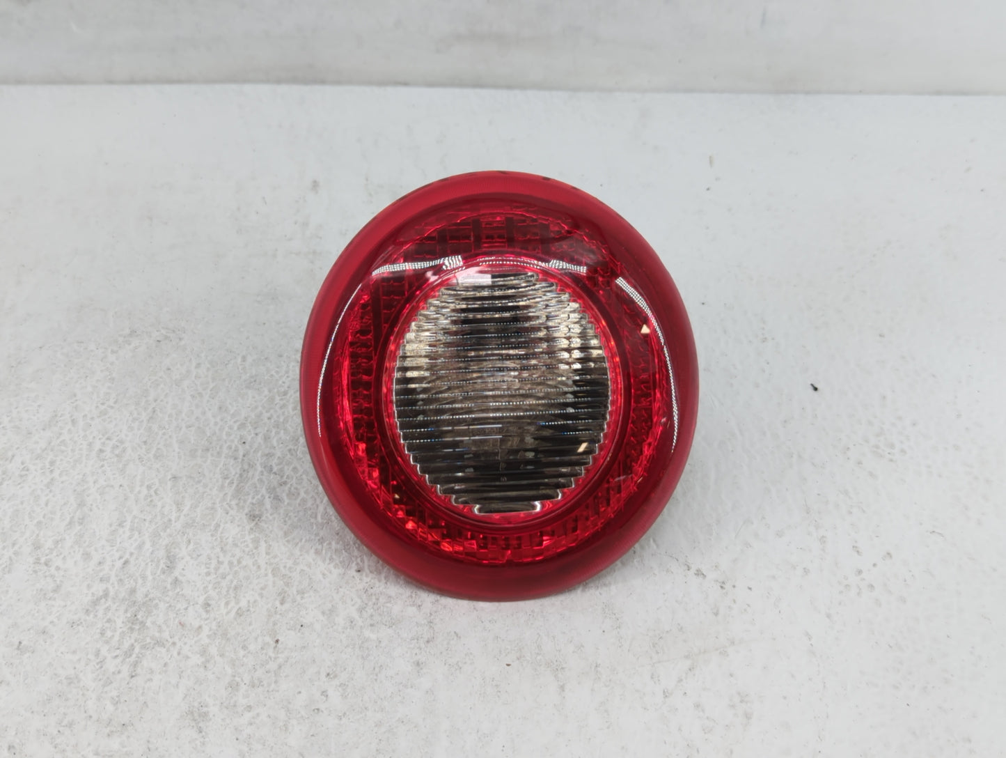 2006-2011 Chevrolet Hhr Tail Light Assembly Passenger Right OEM P/N:15875484 25863812 Fits Fits 2006 2007 2008 2009 2010 201