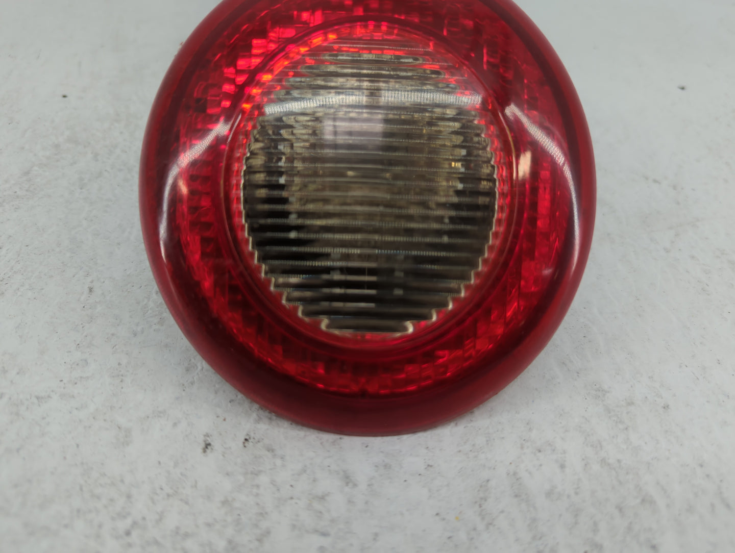 2006-2011 Chevrolet Hhr Tail Light Assembly Driver Left OEM P/N:15875485 2586381 Fits Fits 2006 2007 2008 2009 2010 2011 OEM