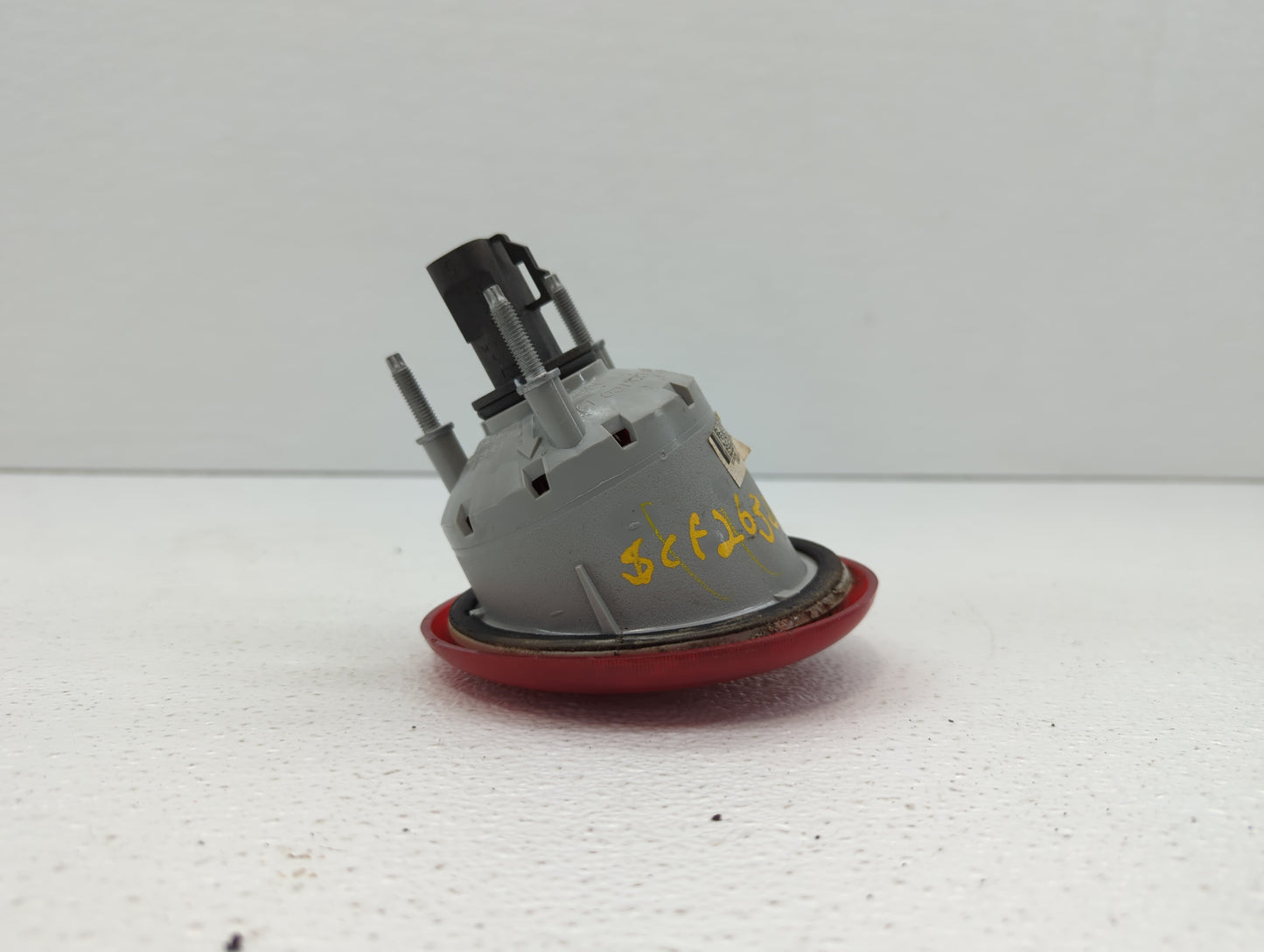 2006-2011 Chevrolet Hhr Tail Light Assembly Driver Left OEM P/N:16532503 Fits Fits 2006 2007 2008 2009 2010 2011 OEM Used Au