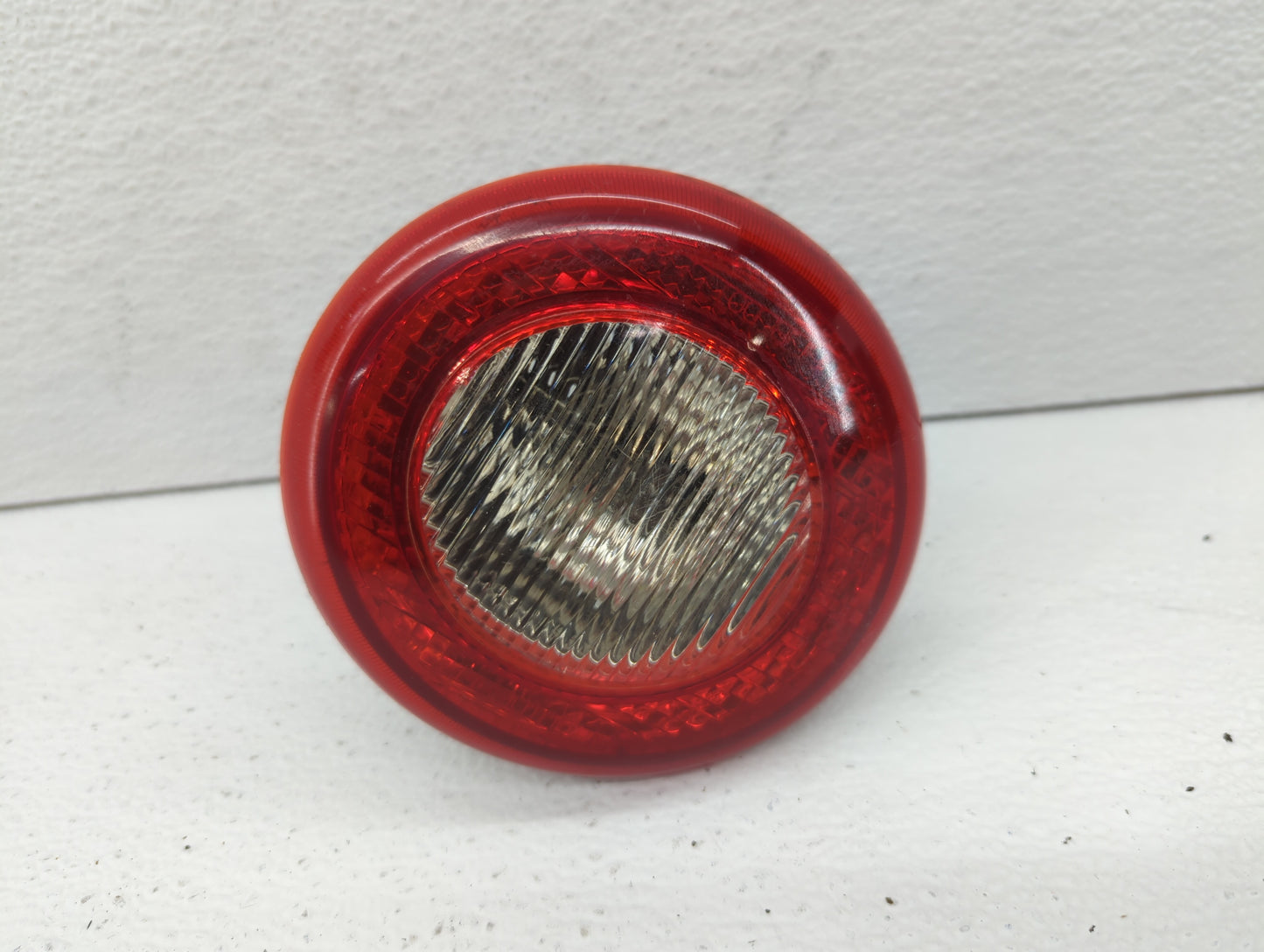 2006-2011 Chevrolet Hhr Tail Light Assembly Driver Left OEM P/N:22727296 1582182, 16532493 Fits Fits 2006 2007 2008 2009 201
