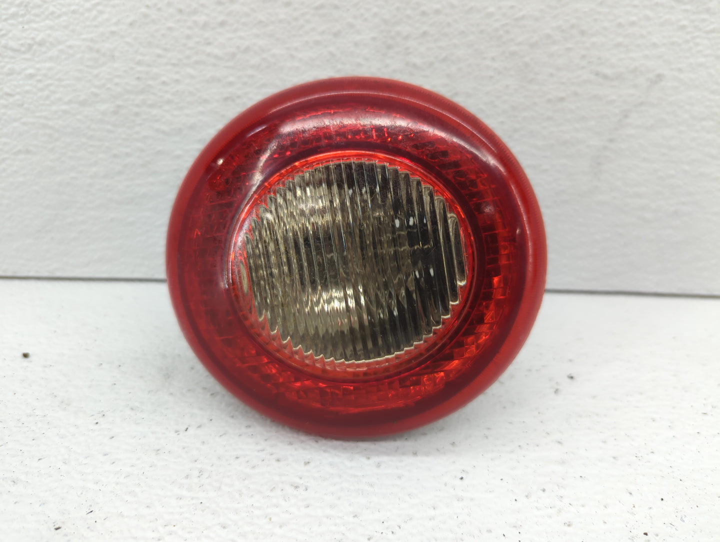 2006-2011 Chevrolet Hhr Tail Light Assembly Driver Left OEM P/N:15875484 Fits Fits 2006 2007 2008 2009 2010 2011 OEM Used Au