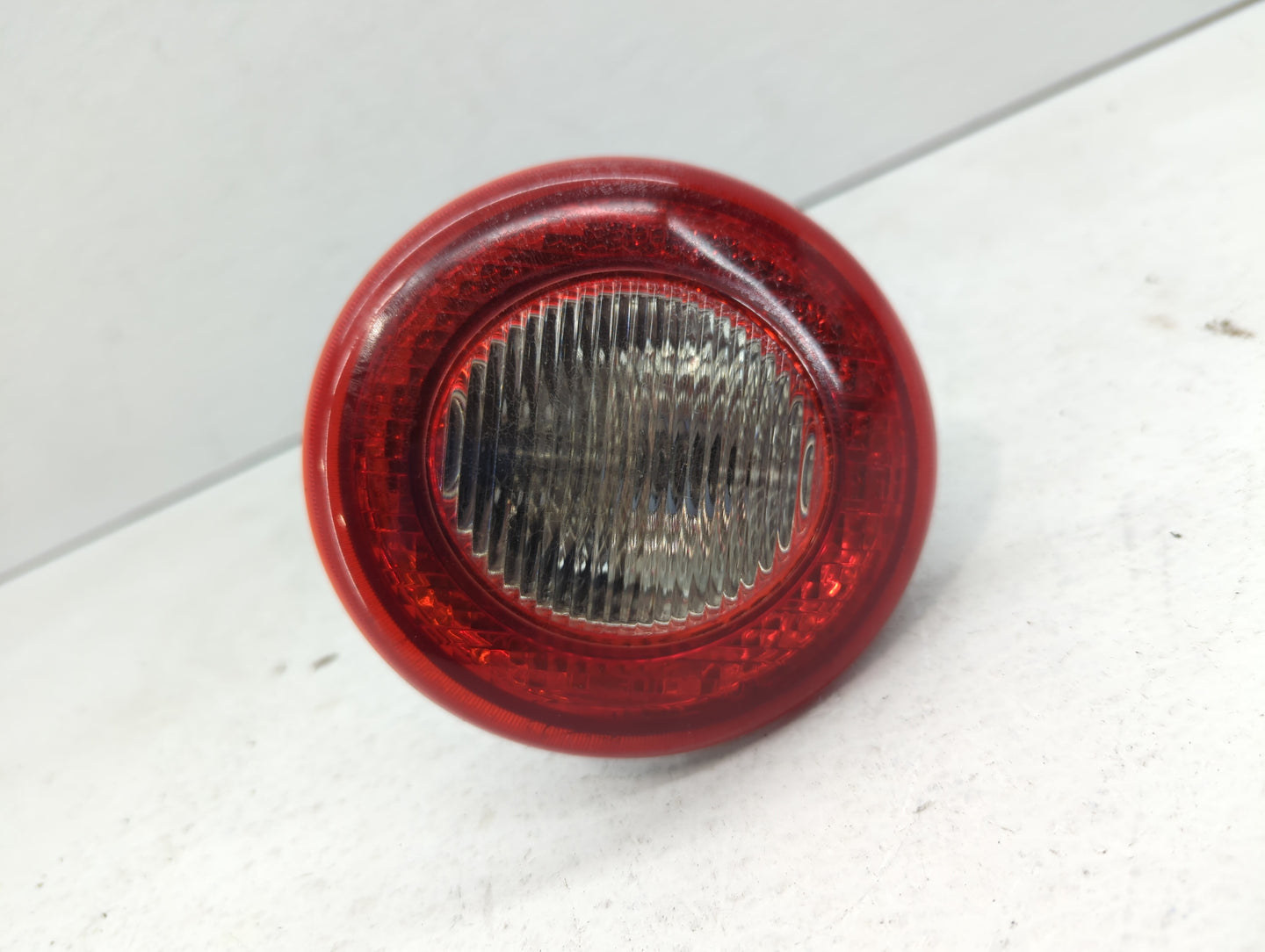 2006-2011 Chevrolet Hhr Tail Light Assembly Driver Left OEM P/N:15821823 22727296 Fits Fits 2006 2007 2008 2009 2010 2011 OE