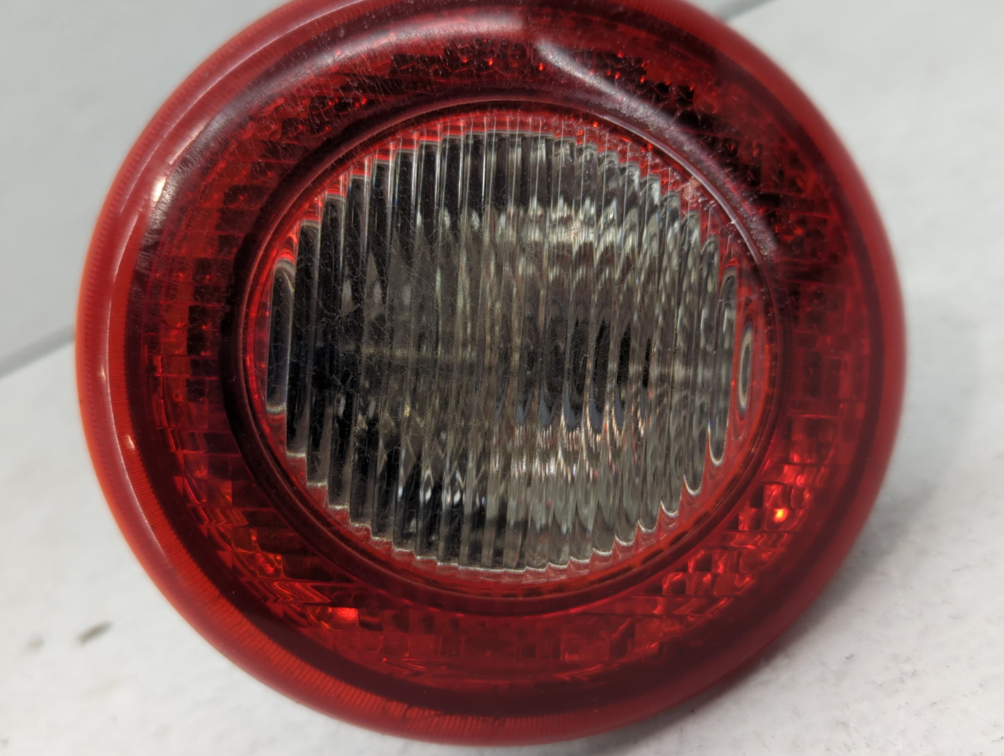 2006-2011 Chevrolet Hhr Tail Light Assembly Driver Left OEM P/N:15821823 22727296 Fits Fits 2006 2007 2008 2009 2010 2011 OE