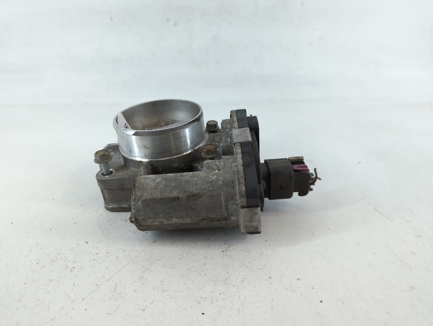 2007-2011 Chevrolet Hhr Throttle Body P/N:AA897HB7238A Fits Fits 2007 2008 2009 2010 2011 OEM Used Auto Parts - Oemusedautop