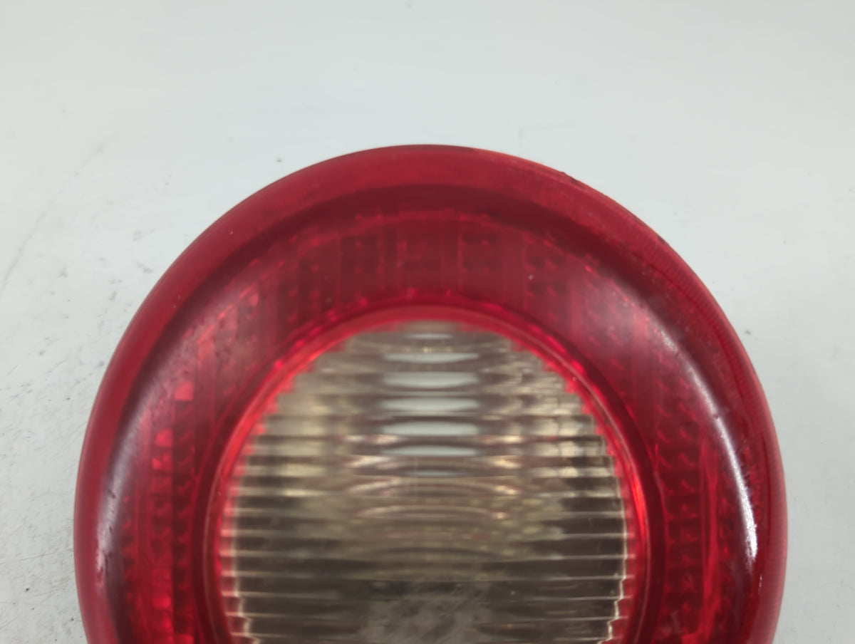 2006-2011 Chevrolet Hhr Rear Center Lid Brake Light Tail Light P/N:15875484 Fits Fits 2006 2007 2008 2009 2010 2011 OEM Used