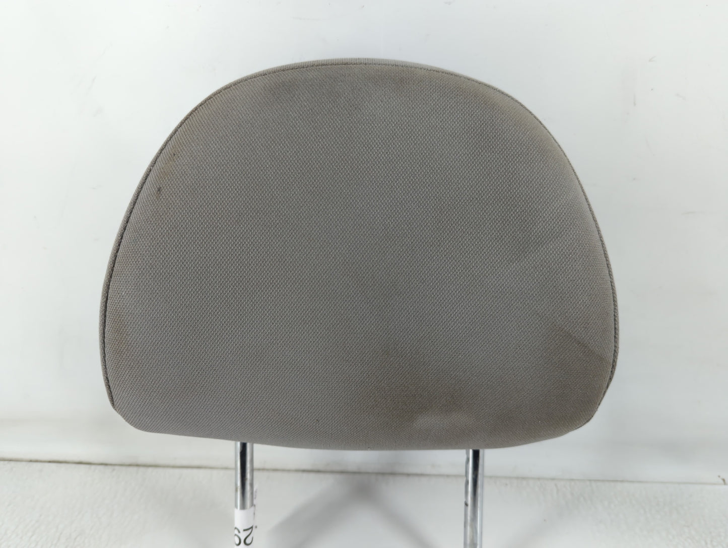 2007 Chevrolet Hhr Headrest Head Rest Front Driver Passenger Seat Fits OEM Used Auto Parts - Oemusedautoparts1.com