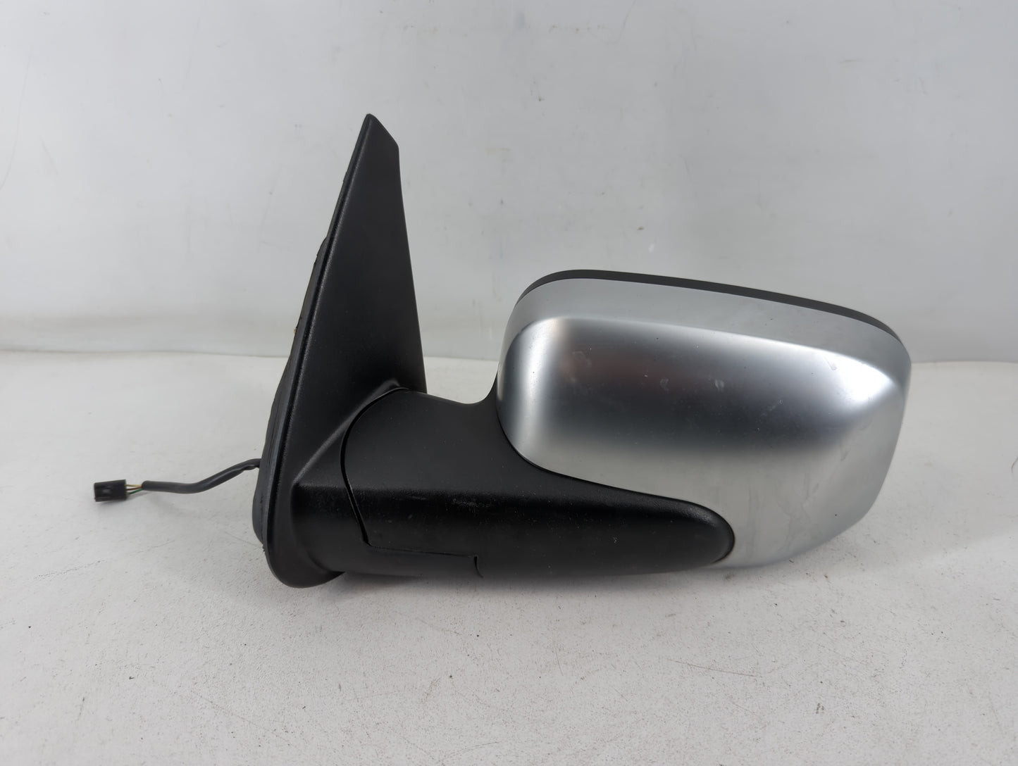 2006-2007 Chevrolet Hhr Driver Side View Mirror - Left Door Mirror OEM Used - Oemusedautoparts1.com